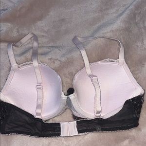 VS Bra
